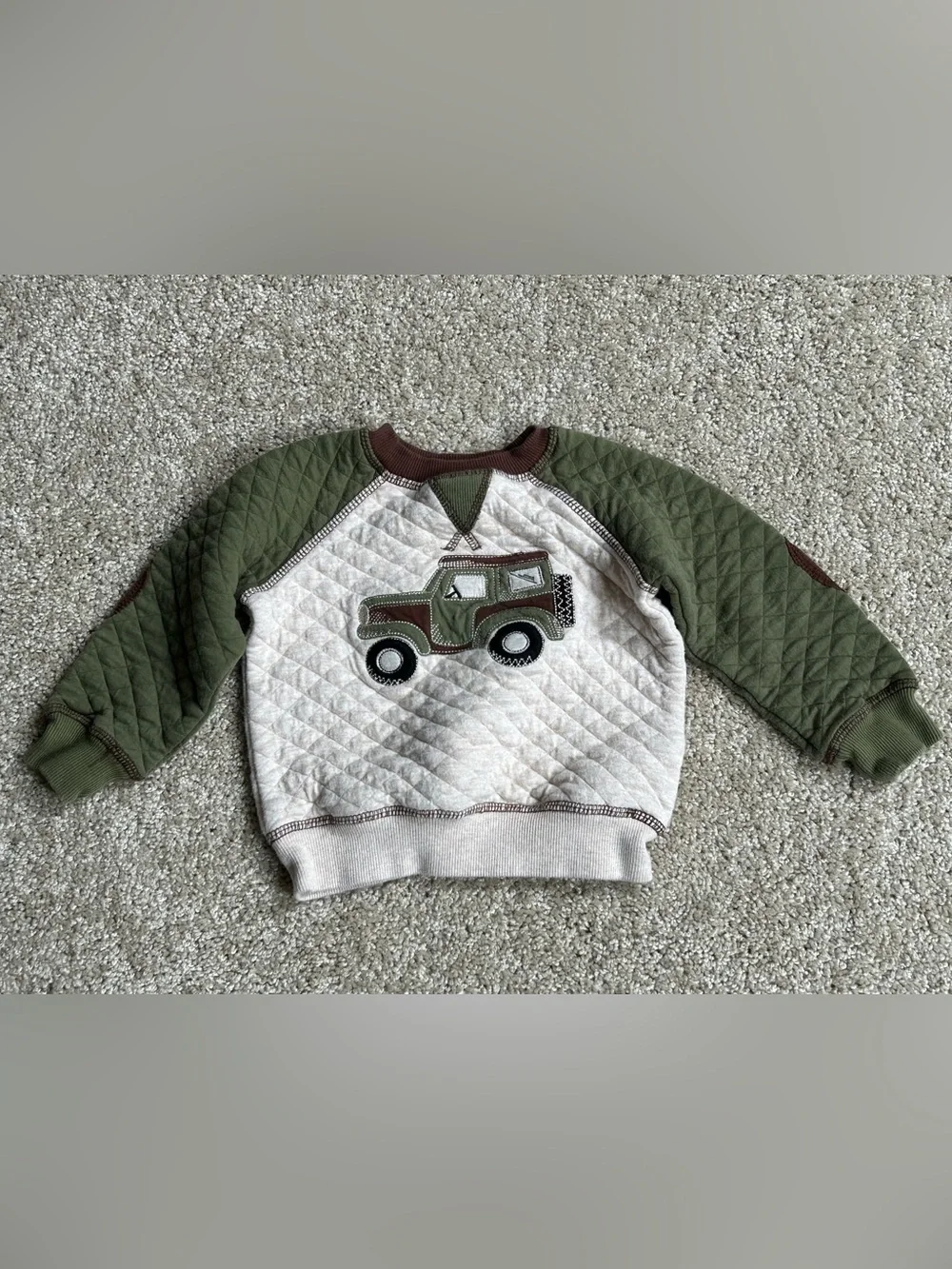 Little Me boys' 2-piece outfit (Size 3T)
